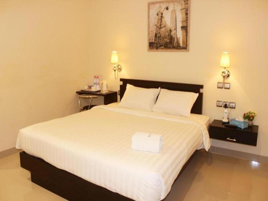 Guardian Family Hotel Sorong Bagian luar foto